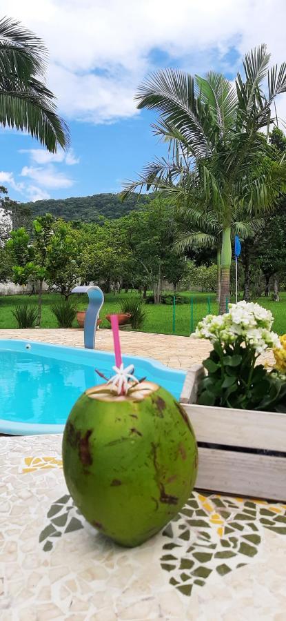 Recanto Vieira Praia Do Estaleiro Balneario Camboriu Bagian luar foto